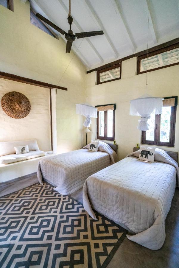 Tiger Tops Karnali Lodge Bardiya Exterior foto